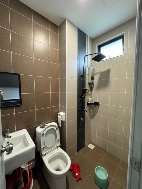 Austin Duta - Double Storey Terrace / Corner Lot with Bigger Land / Renovated in Good Condition - Thumbnail 9