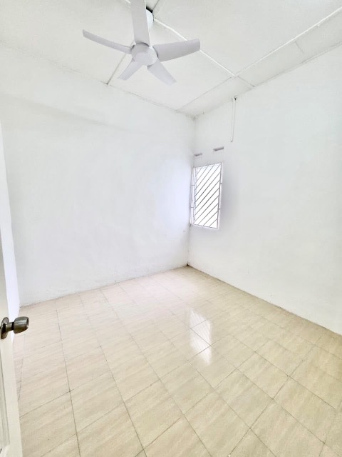 Taman Universiti - Single Storey Terrace / First Time Buyer Eligible To Waive Stamp Duty - Thumbnail 7