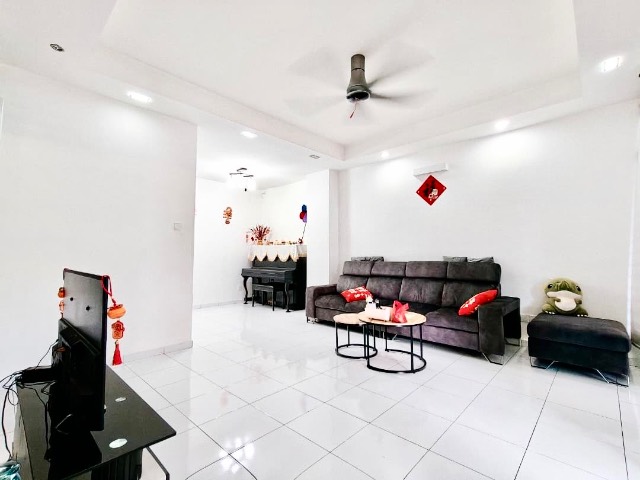 Bukit Indah - 1.5 Storey Terrace / Unblock View / Top Condition - Thumbnail 3