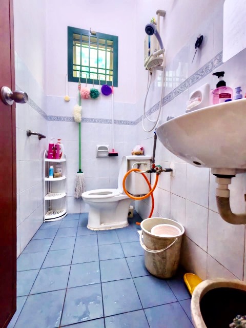 Puteri Wangsa - Single Storey Terrace / Cheapest in the Market Full Loan Unit  - Thumbnail 10