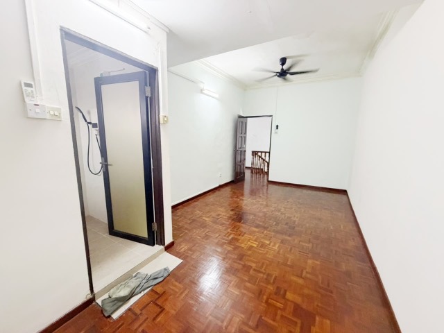 Skudai Baru - Double Storey Terrace / Renovated & Extended - Thumbnail 5