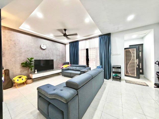 Seri Austin - Double Storey Terrace / Unblock View / Well Maintained in Good Condition - Thumbnail 2
