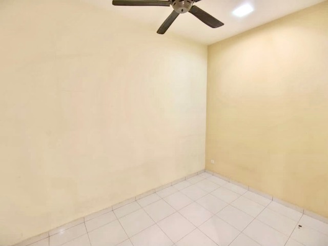 Setia Tropika (Elata Haven) - Double Storey Terrace / Fully Renovated & Extended / Gated & Guarded - Thumbnail 9