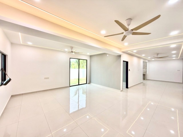 Taman Universiti - Single Storey Terrace / Corner Lot Super Big Land / Fully Renovated & Extended - Thumbnail 5