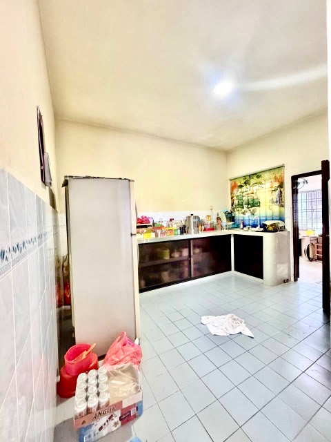 Bandar Seri Alam (Flora Heights) - Double Storey Terrace / Corner Lot with 28ft Land / Kitchen Extension - Thumbnail 9