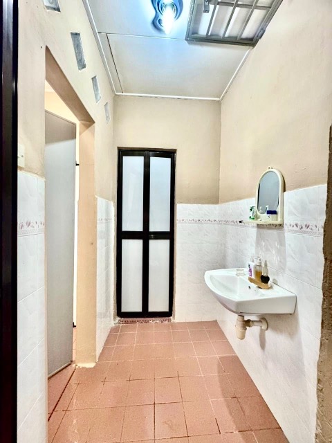 Bandar Seri Alam (Flora Heights) - Double Storey Terrace / Corner Lot with 28ft Land / Kitchen Extension - Thumbnail 13