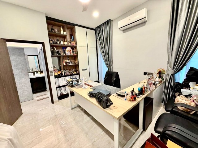 Nusa Duta - Double Storey Cluster / Fully Designed & Renovated / Move In Condition - Thumbnail 8