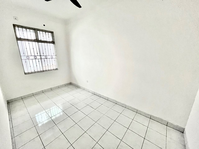 Taman Seri Orkid - Double Storey Terrace / Basic Renovation / nearby Mutiara Rini & Walking distance to Shops - Thumbnail 7