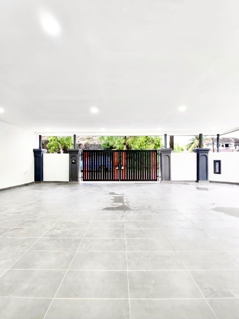 Johor Jaya - Single Storey Terrace / Corner Lot with Extra Land / Fully Renovated & Unblock View - Thumbnail 2