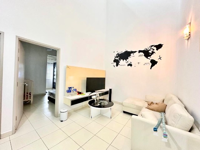 Horizon Hills (Golf East) - Double Storey Terrace / Large Renovated Unit / Nearby TUAS & AEON Mall - Thumbnail 8