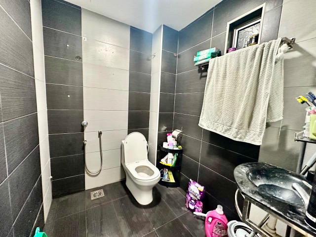 Mutiara Rini - 1.5 Storey Terrace / Fully Renovated Unit / Good Condition - Thumbnail 10