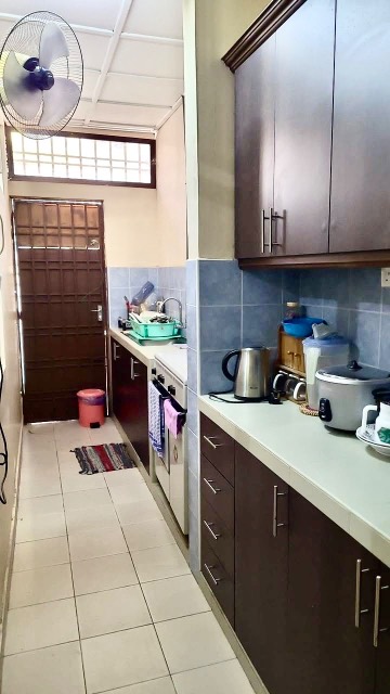 Setia Indah - 1.5 Storey Terrace / Basic Renovated / Gated & Guarded - Thumbnail 11