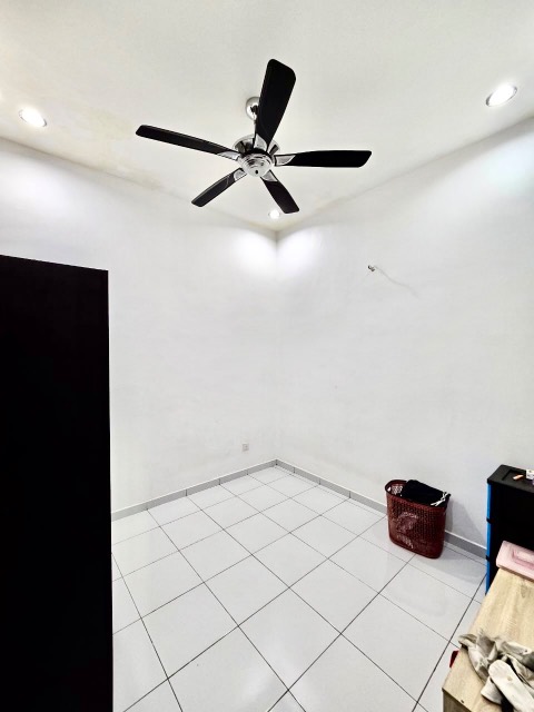 Bukit Indah - 1.5 Storey Terrace / Unblock View / Top Condition - Thumbnail 11