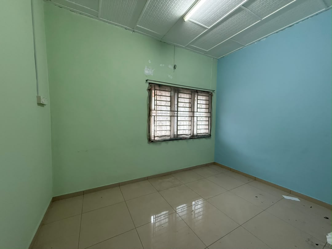 5 Jalan Batai Taman Majidee (Kebun Teh) 双层半独立出售 - Thumbnail 9